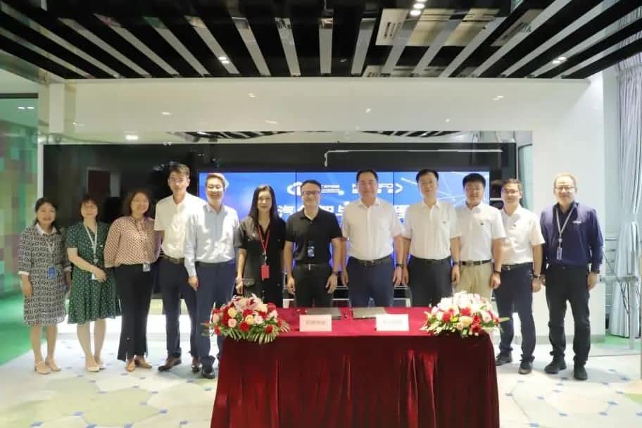 BWIN必赢国际与中汽创智签订战略合作框架协议 集中优势有助于汽车智能化开展